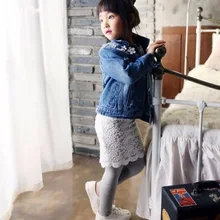 Новинка года; штаны для девочек с юбкой; детский многослойный комплект; Детские тонкие весенние штаны; кружевные лоскутные брюки для малышей; 2-6Y