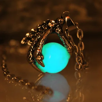Znalezione obrazy dla zapytania sapphire dragon amulet