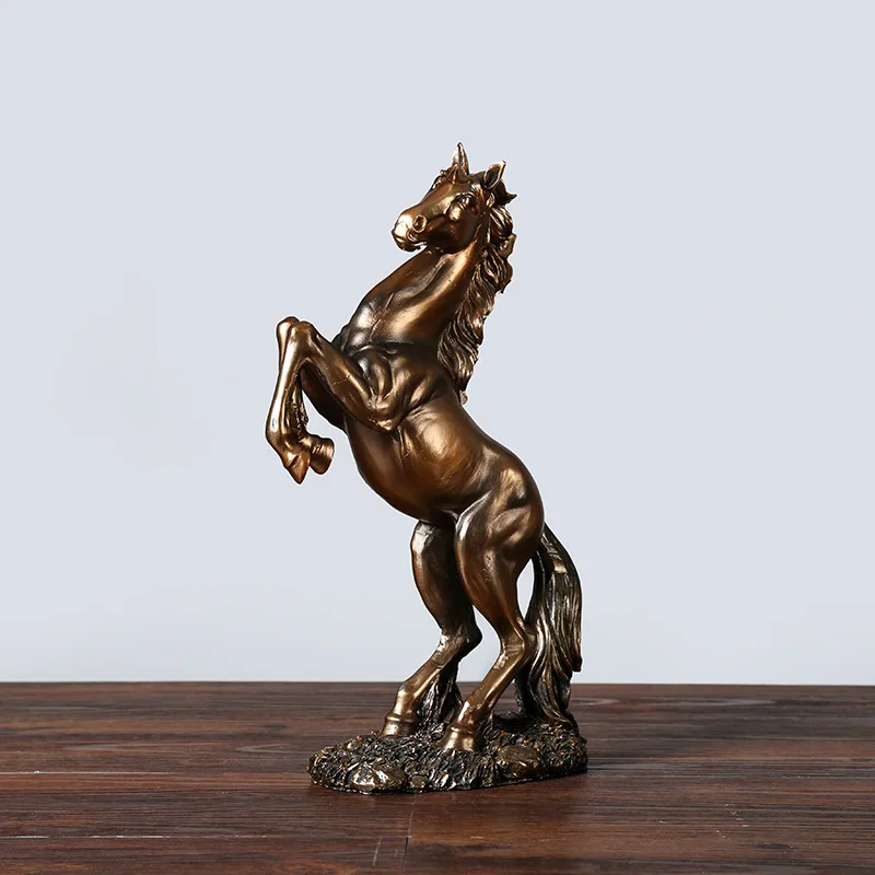 Accesorios de decoración del hogar de la estatua del caballo de la artesanía de la resina adornos de la estatua y la escultura de la ventana de regalo decoración de los adornos del caballo