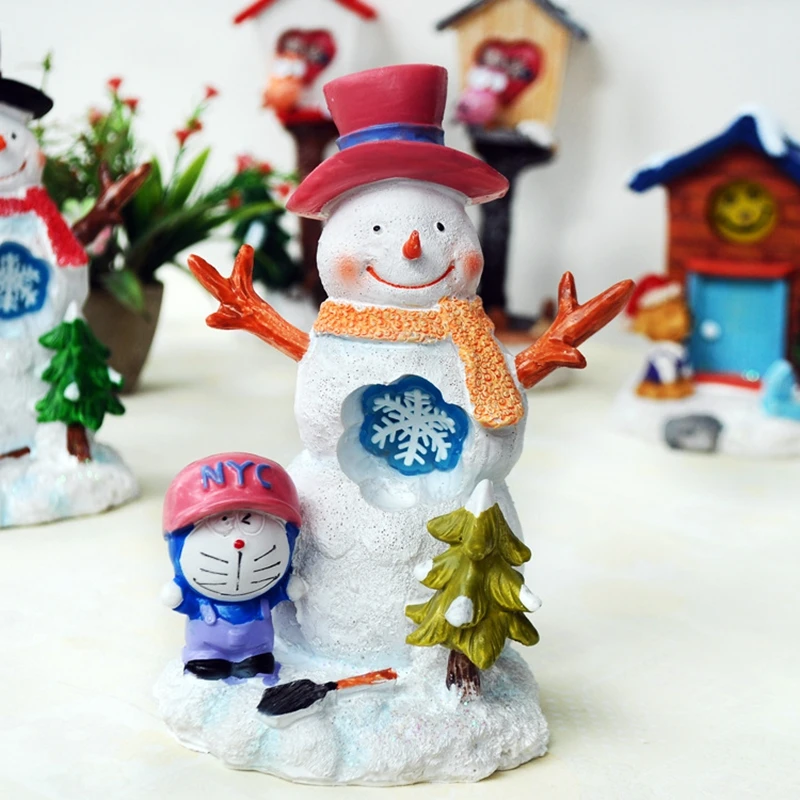 

Creative Resin Small Snowman Figurine Snowman enfeites para casa decoracao Birthday Christmas Gift Desktop miniatura Crafts