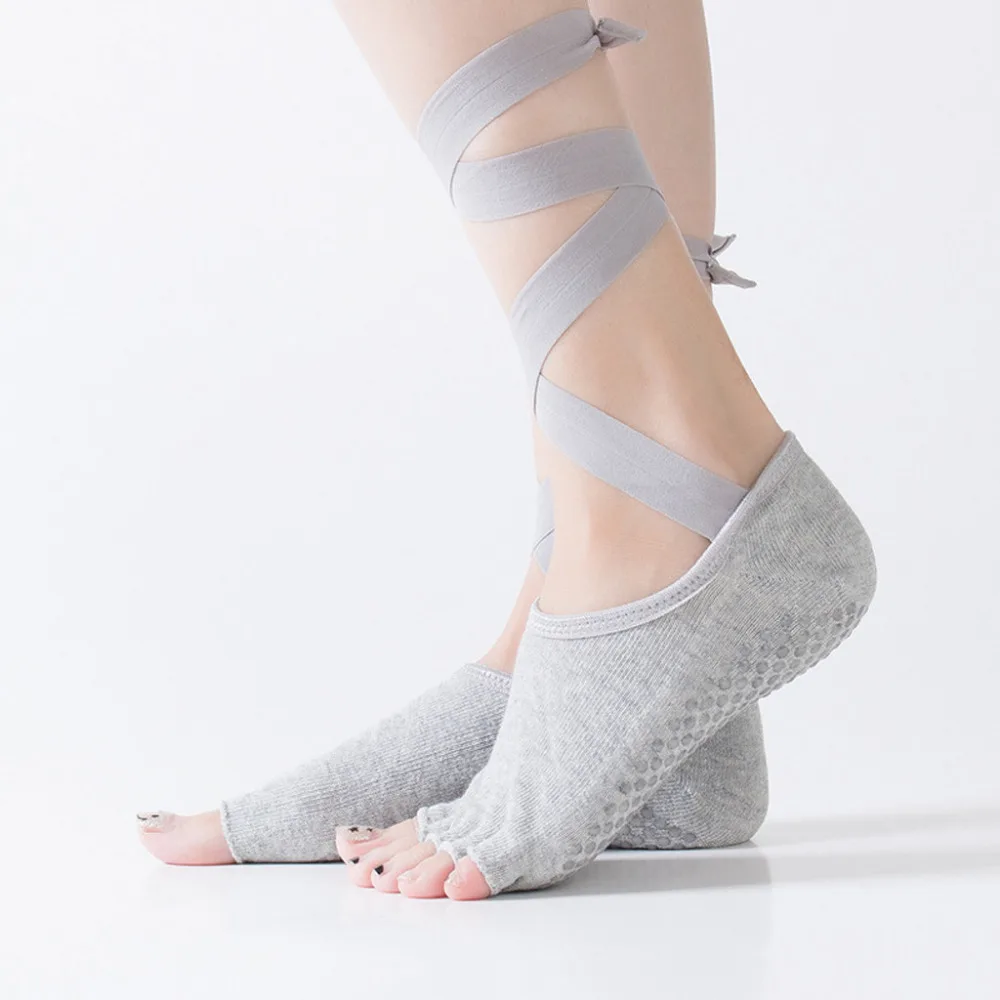 1 Pair Women Yoga Socks Anti slip Silicone Toes Warm Socks Five Fingers Non-Slip Massage Sport Socks Breathable 2019 new #4m19 (14)