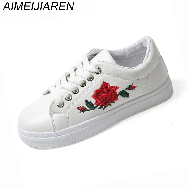 

Women Casual Shoes Fashion Sneakers Straps Embroidered Flower Shoes Sapatos Feminino Zapatos De Mujer Black White 36-40