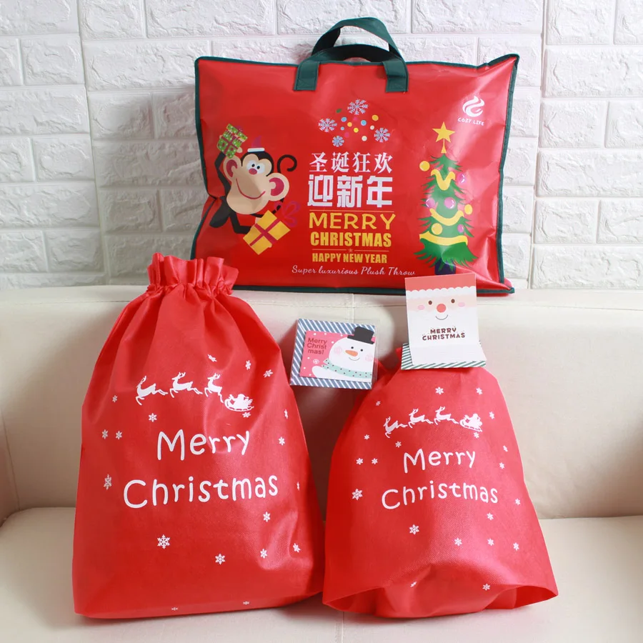 

Christmas gift bags and cards must buy together with blanket 1bag with 1 card