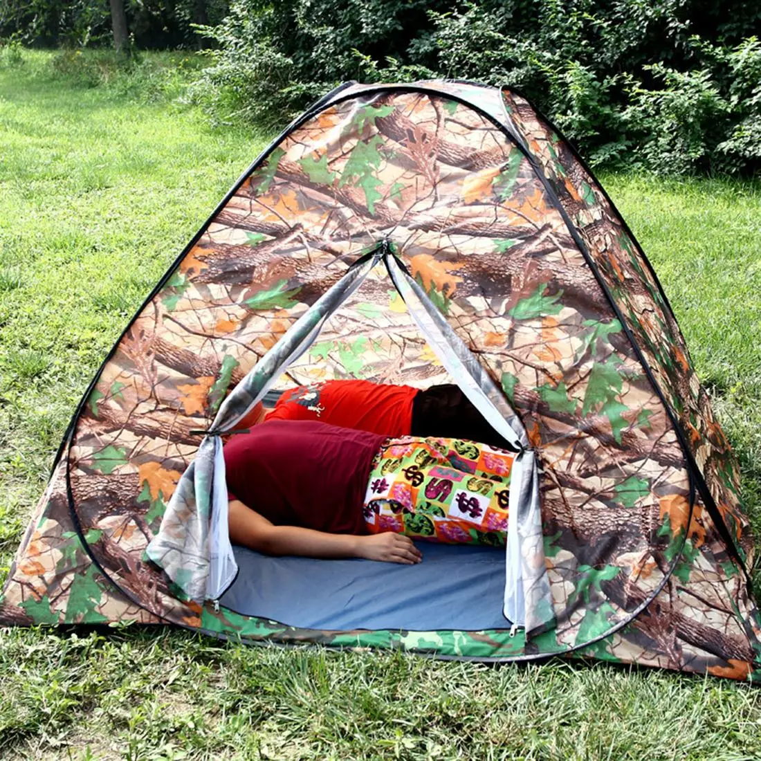 

200*200*130cm Camo Camping Tent Outdoors Sun Shelter Waterproof Tent For 2/3 Person