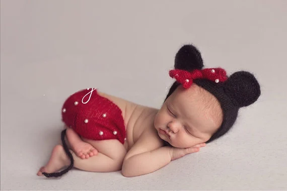newborn photo shoot outfits props