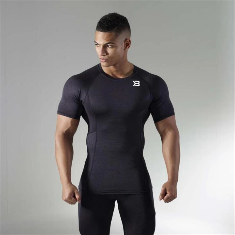 

2019 Men's T-shirts Quick Dry Tight Fitness Running T shirts Men Brand Short Sleeve Gym Sport compression shirt Men's Sportswear