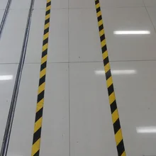 Коридор дверь мастерской фабрики Этаж безопасности Предупреждение самоклеющаяся лента 5 см* 17 м