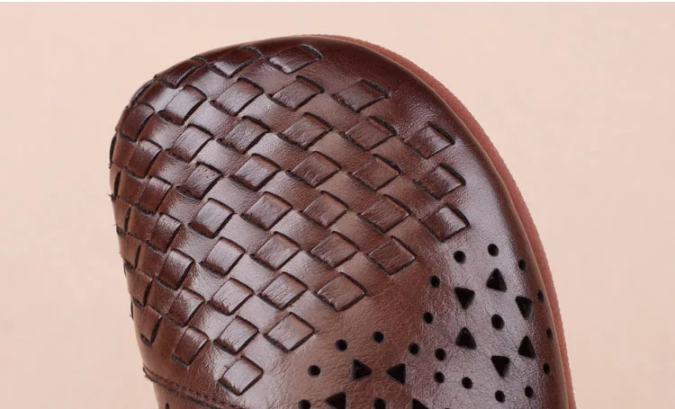 Women Flats 2018 Summer Retro Handmade Breathable Flat Cow Leather Hole Shoes Comfortable Female Sandals Lace Up Vintage Shoes (2)