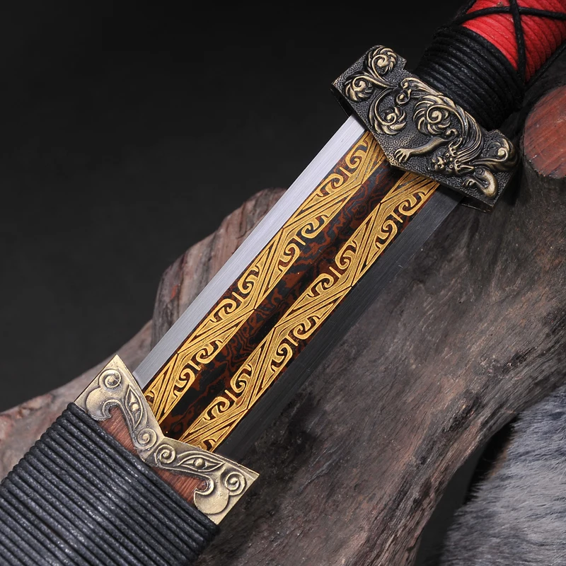 

Chinese Han Dynasty Sword Fully Hand-made Damascus folded steel Full tang Red blade Sword Water Quenched &hand fine polished