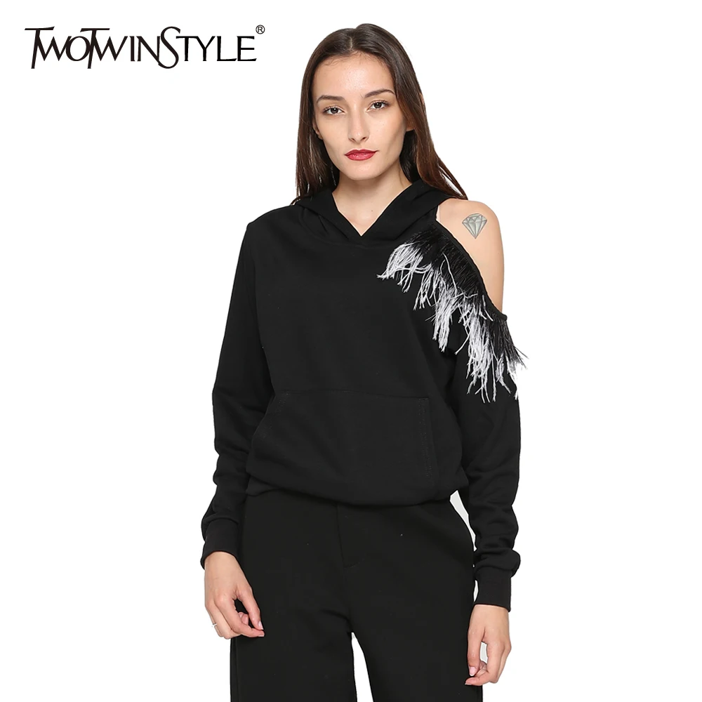 

TWOTWINSTYLE Sexy Feather Off Shoulder Sweatshirt Women Long Sleeve Hoodies Pullover Tops Female Casual Clothes 2019 Autumn New