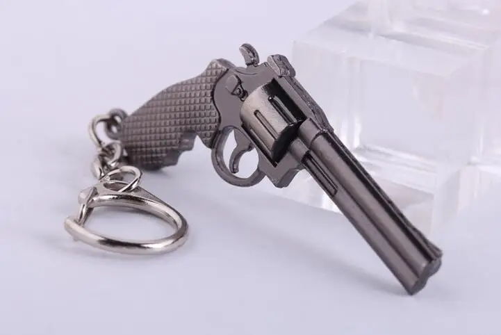 100 шт Миниатюрный револьвер пистолет оружие модная модель брелок для ключей мини мужской брелок пистолет для мужчин ювелирные изделия подарок сюрприз