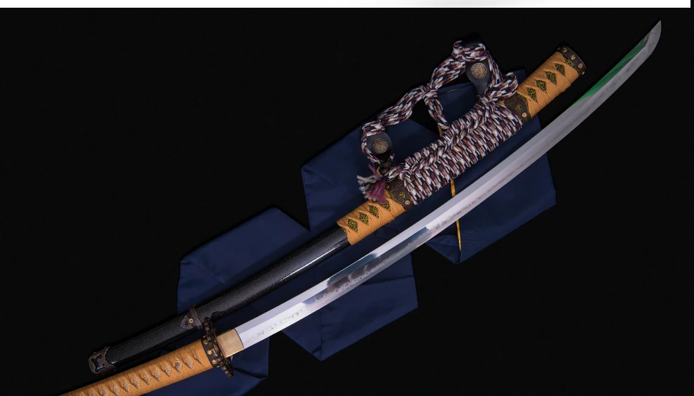 Handmade Clay Tempered T1095 Steel Japanese Sword Full Tang Handmade Folded Steel Blade Tachi Battle Ready Katana