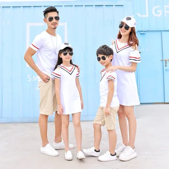 

2018 Summer Family T Shirts For Dad And Son White Cotton Casual Dress For Mother And Daughter New Family Matching Clothes