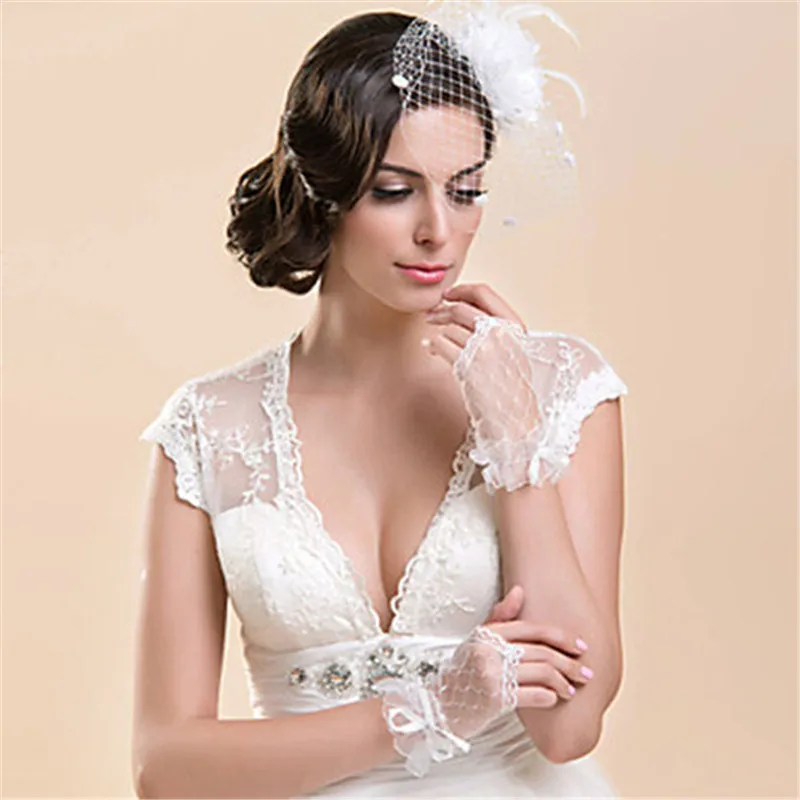 1-Pair-Bride-Party-Gloves-Fingerless-Sexy-Lace-Short-Bow-Gloves-Women-Sexy-Lace-Wrist-Fingerless (1)