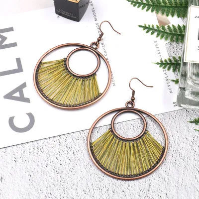 

The new fashion earrings hot style in Europe and the United States brand creative circle earrings Bohemian manual accessories