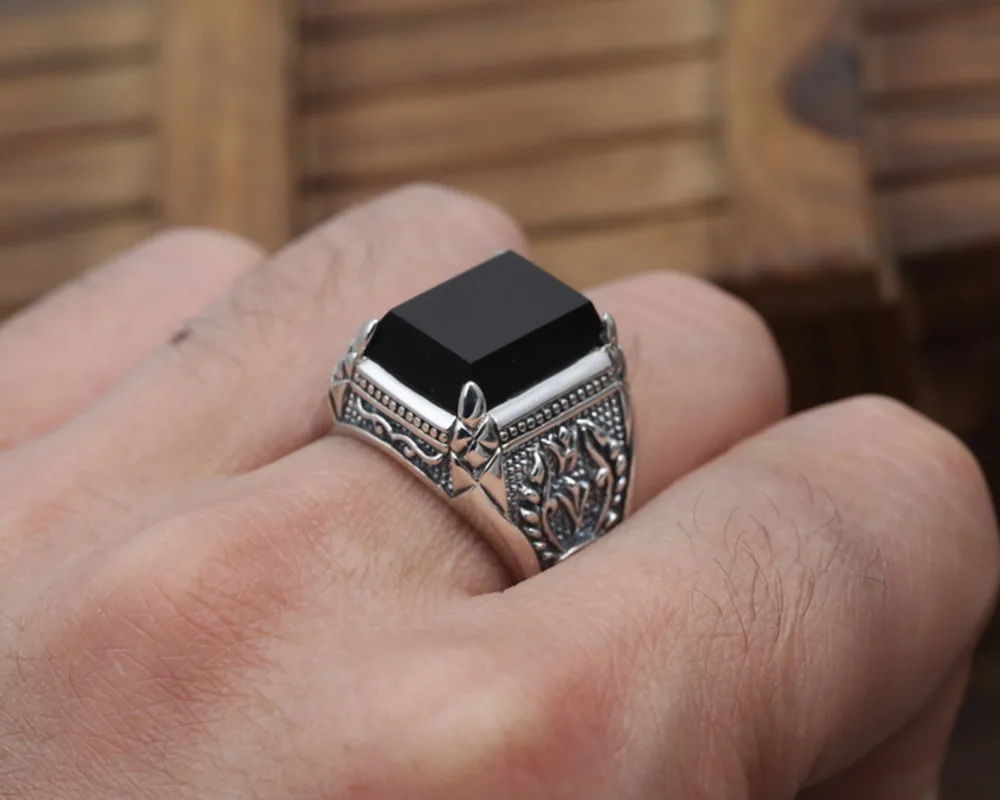 

S925 pure silver knights of Thai silver ring Fashion paragraphs domineering man finger ring tide restoring ancient ways J118