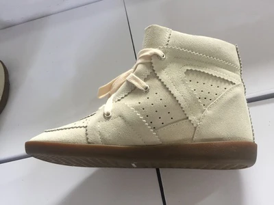 UTB8o7lje__IXKJkSalUq6yBzVXag