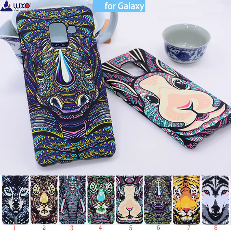 

for Samsung Galaxy A8 Plus 2018 Forest King Aztec Animals Lion Wolf Owl Pattern PC Hard Glow In The Dark Luminous Case Cover