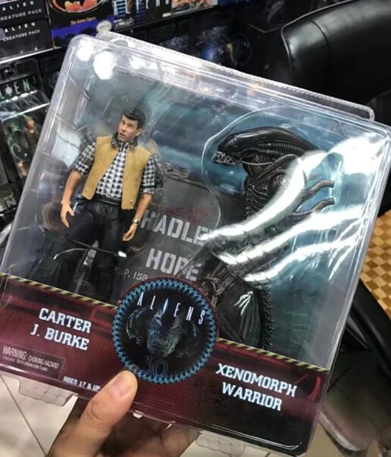 2pcsset 18cm Movie Aliens vs Predator Figure Series Carter J Burke Xenomorph Warrior PVC Action Figures Collectable Model Toy  (1)