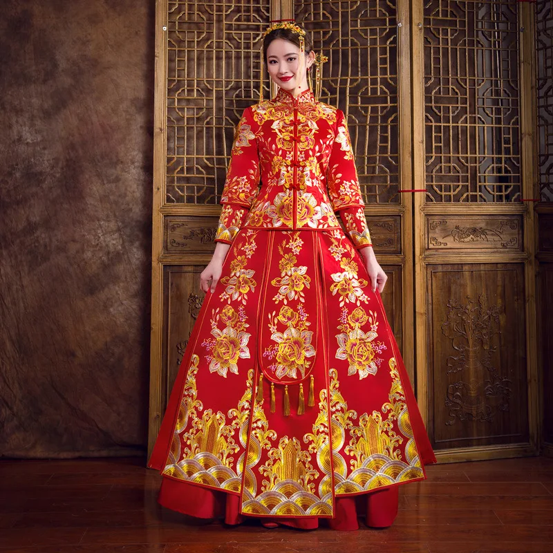 Леди Qipao цветочный ручной вышивкой красные свадебные подарок Cheongsam китайский невесты свадебное плиссированное платье Хан фу Костюмы костюм