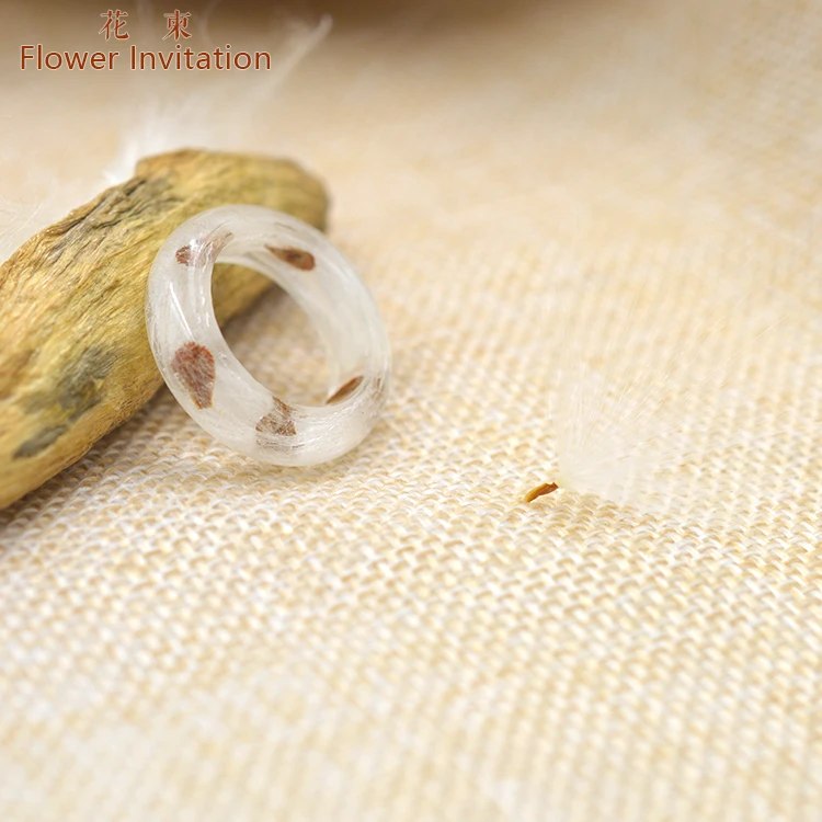 

Flower Invitation Finished Ring / DIY Hand Plant Specimen Natural Dried Flower Twig lace Resin Ring HJ23