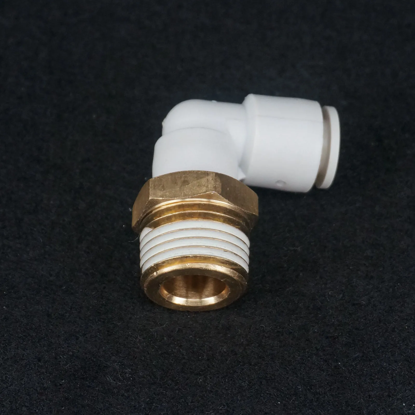

KQ2L10-04 One-Touch Fitting Push In Male Elbow Connector Applicable Tube O.D. 10mm Port Size G1/2" KQ2L10-04SMC Type