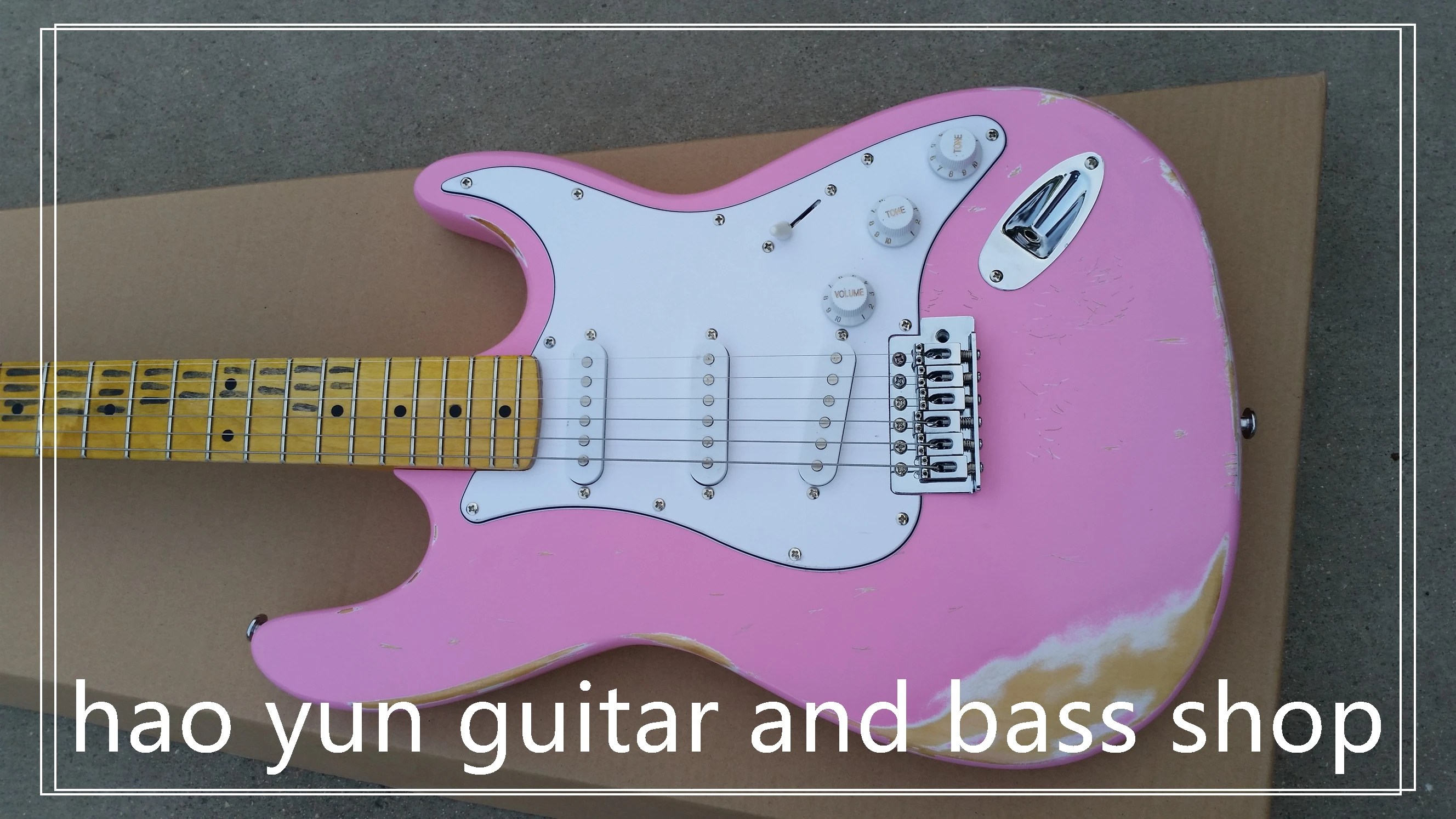 

21 fret electric gutiar vintage guitar maple wood fingerboard beautiful and wonderful cool