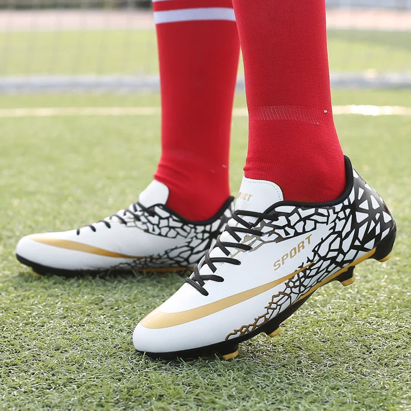lightweight soccer shoes