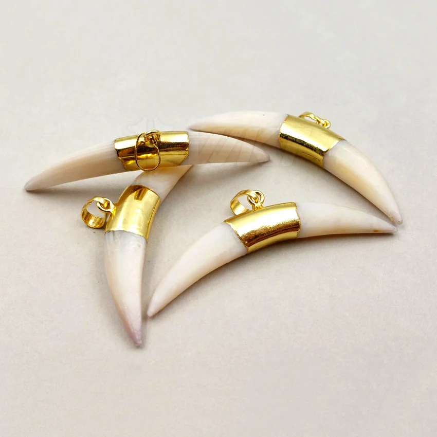 

WT-P1236 Natural White Shell Pendant Dangle Crescent Pendant In High Quality Gold Top Shell Pendant For Fashion Jewelry Making