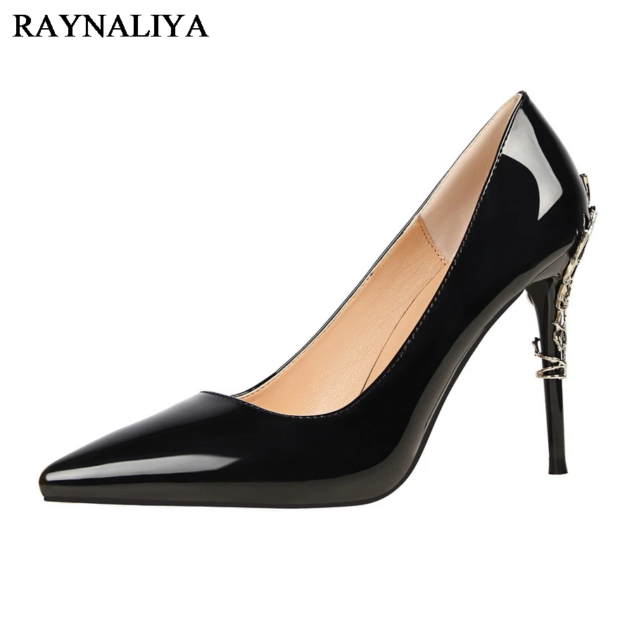 

Fashion Pumps Woman High Heels Patent Leather Pointed Toe Metal Decoration Party Wedding Shoes Black Sexy High Heels DS-B0119
