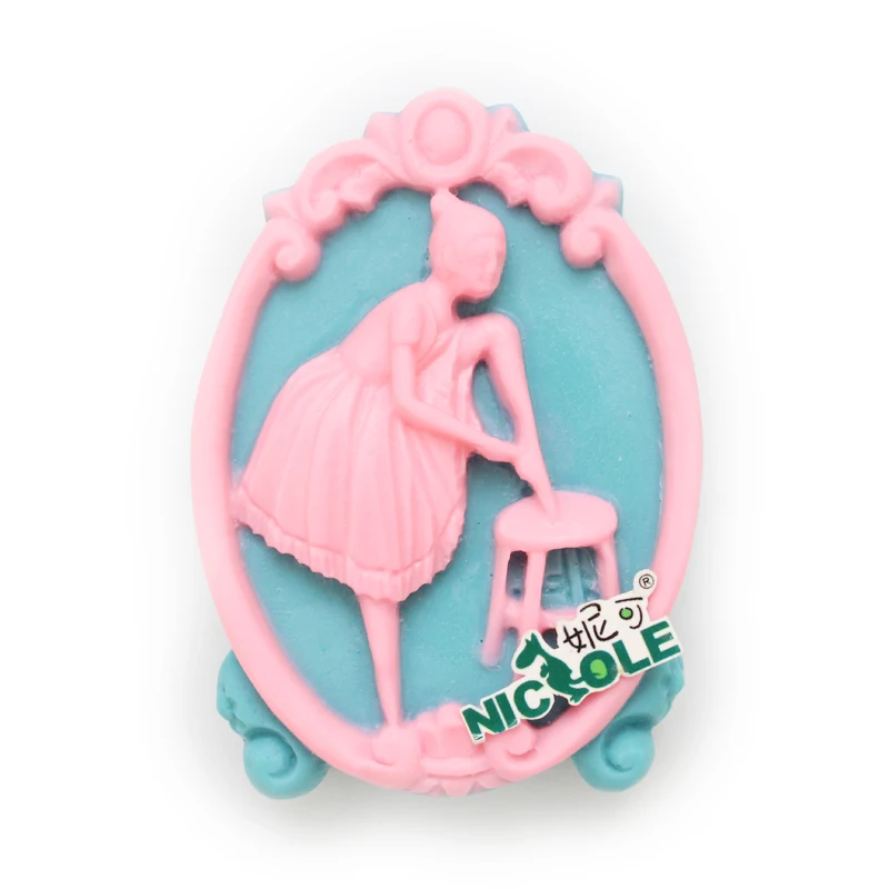 

Silicone Soap Mold Beauty Girl Shape DIY Chocolate Candy Molds Decoeating Tools