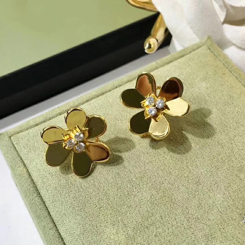 

Brand Pure 925 Sterling Silver Jewelry For Women Gold Color Earrings Flower Earrings Luck Clover Design Wedding Party Earrings