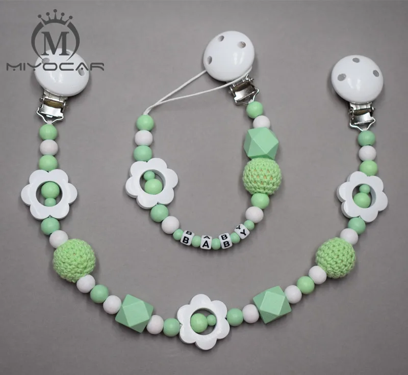 

MIYOCAR handmade wood clip green stroller toy chain for pram stroller mobile rattle and wooden bead pacifier clip holder