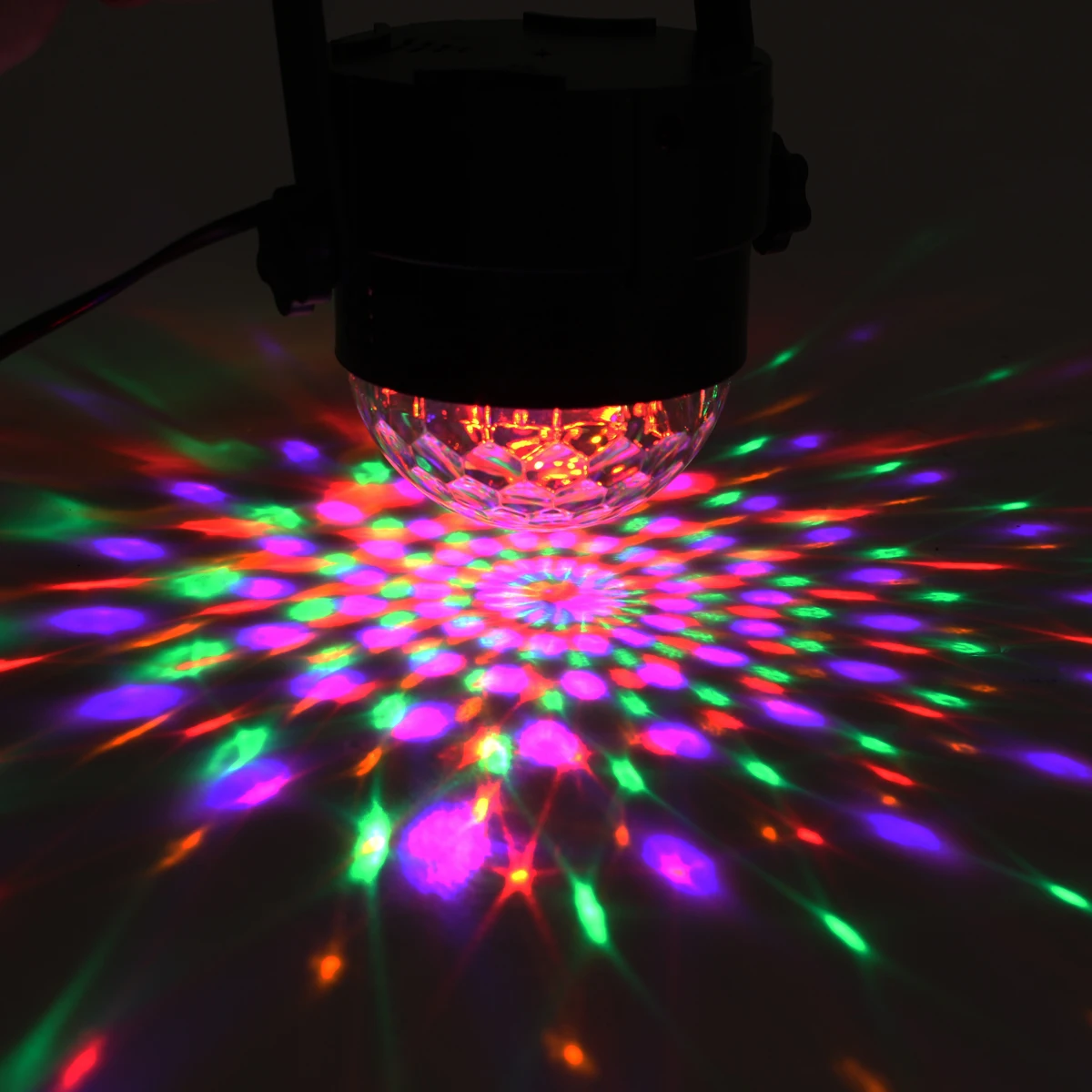 6W 6 LED RGB Stage Lighting 360 Degree Coverage Magic Ball Light With