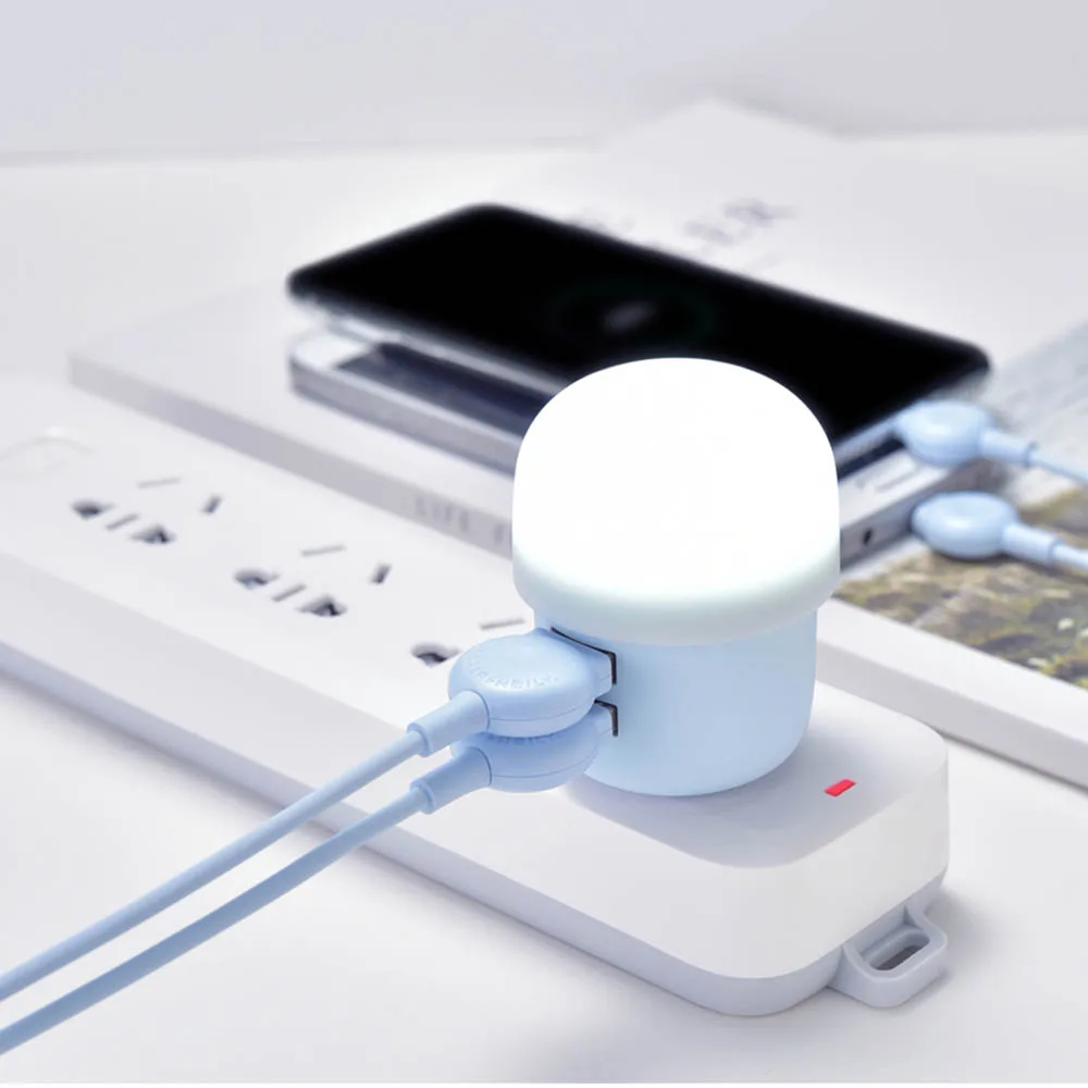 

Dual USB Port Mobile Phone Charger with LED Night Light Wall US Plug Light Sensor Control Socket Day And Night Sensor Wall Light