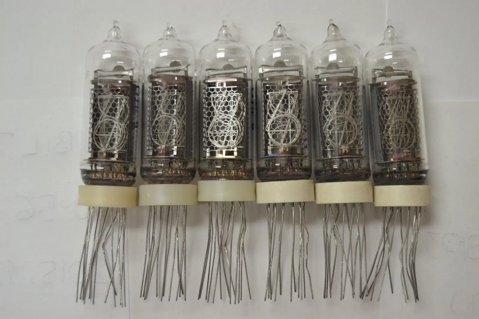 

The New Soviet Union Glow Tube IN-14, 14-, a Price for Making Glow Clock