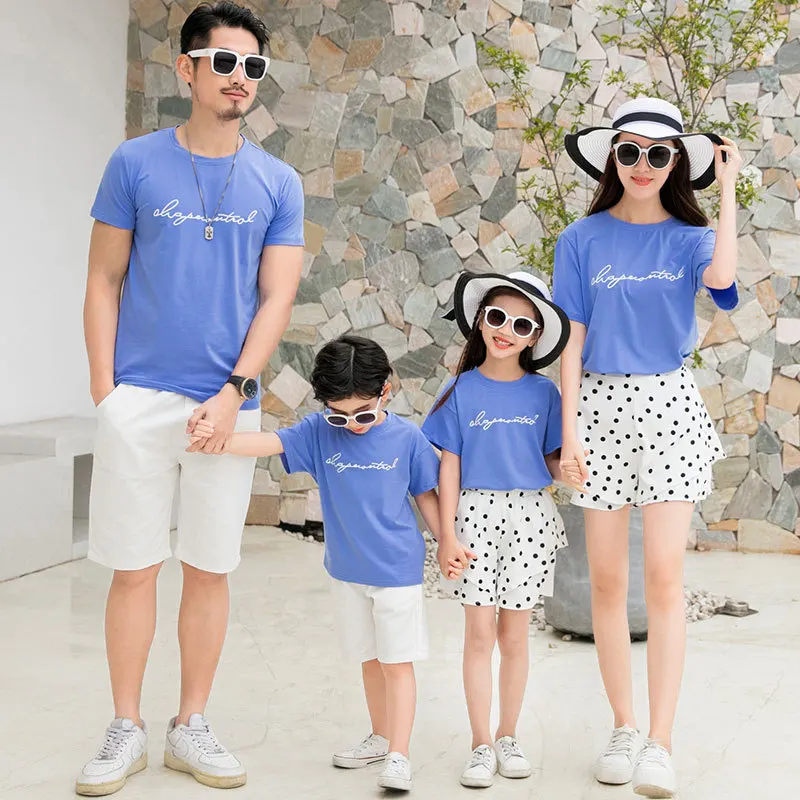 

Mother Father Daughter Shirts + Dot Pants Mommy and Me Dresses Family Matching Clothes for Baby Boys Clothing Sets Summer Sister