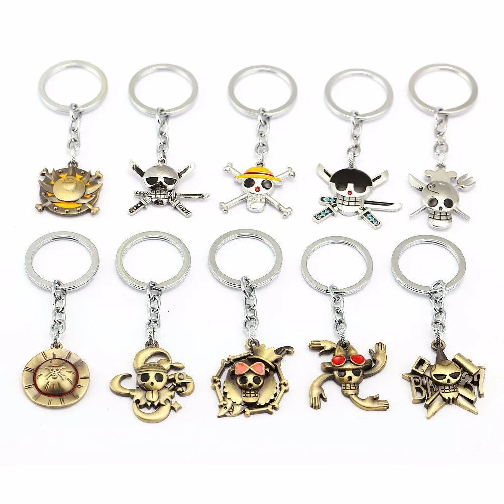 

ONE PIECE Skull Keychain Car Charm Mask Key Chain Luffy Zoro Sanji Nami Key Ring Key Holder Llaveros For One Piece Fans 12013