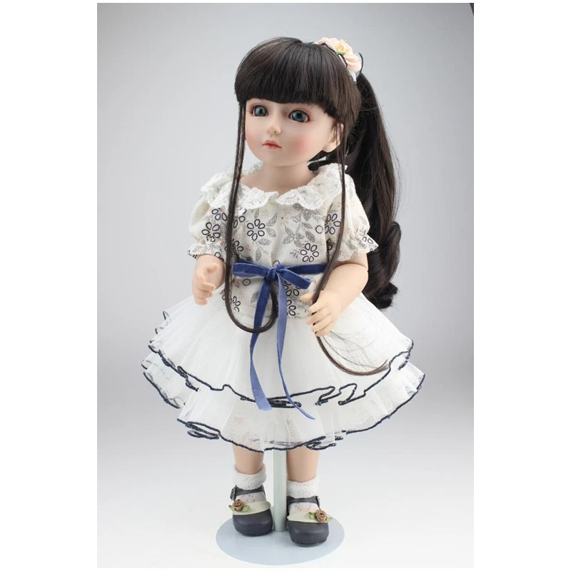 luna lovely living doll
