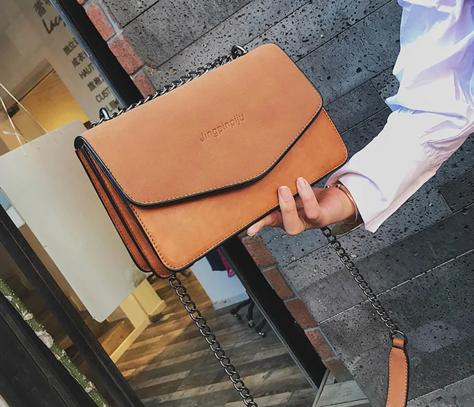 

New arrival 2019 female new tide all-match Korean Simple Shoulder bag women's messenger bags retro color chain small package