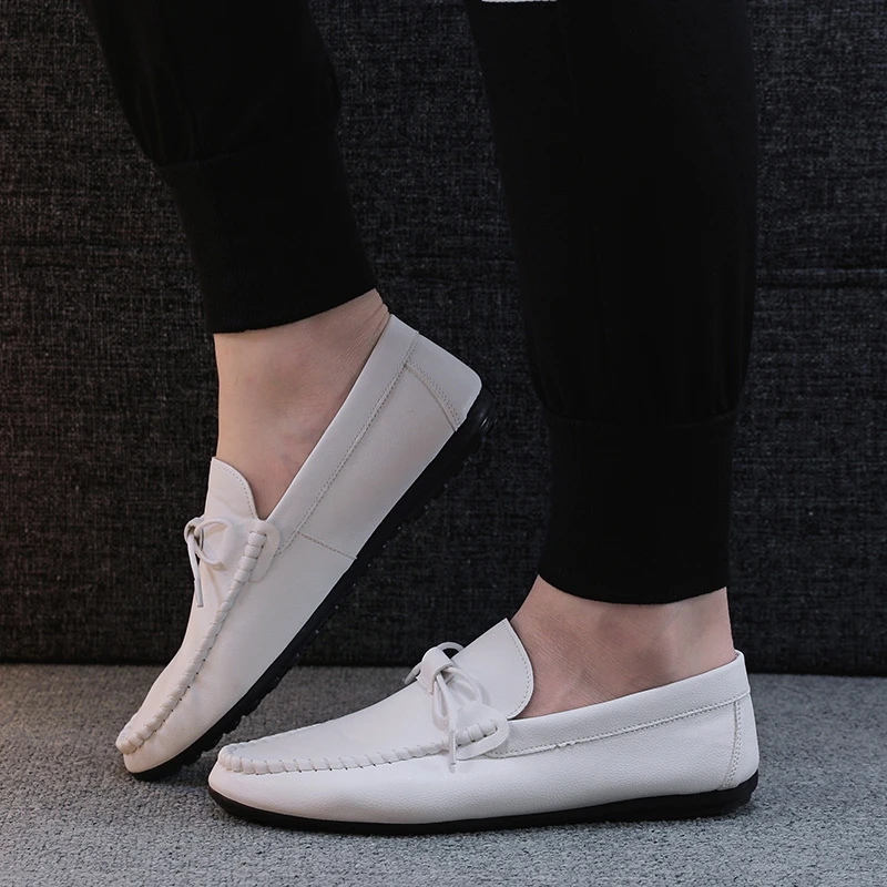 Hot Sale Man Spring Autumn Loafers Comfortable Driving Male Loafers Black White Mens Casual Shoes Slip-On Flat Loafers цена Hot Sale Man Spring Autumn Loafers Comfortable Driving Male Loafers Black White Mens Casual Shoes Slip-On Flat Loafers цены онлайн