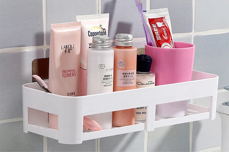étagère de salle de bain en plastique