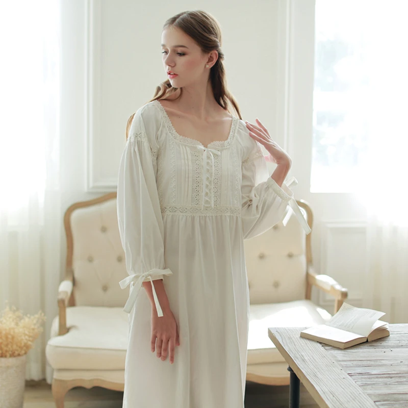 

High Quality Nightgown Long Nightdress White Cotton Sleepwear Women Nightwear Vintage Long Gown Pyjama Medieval Queen Nightgown