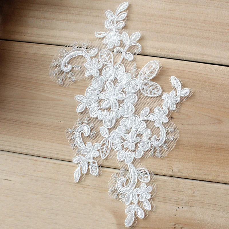 4PCS/2Pairs Off White Embroidered Flower Lace Applique For DIY Sewing Wedding Dress Shoes Veil | Дом и сад