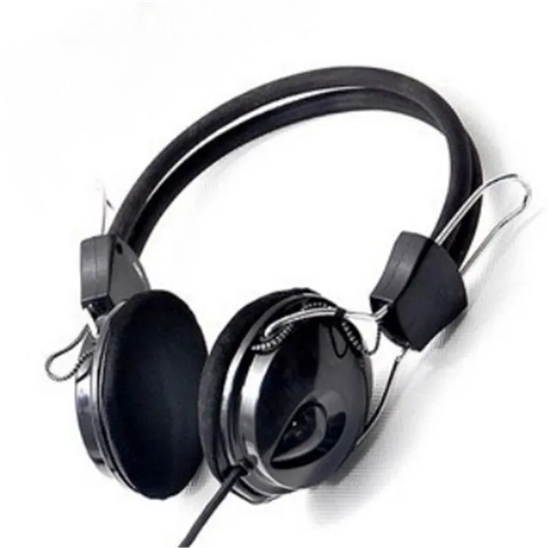 Hot selling wired Earphone Headphone with Microphone MIC Headset Skype