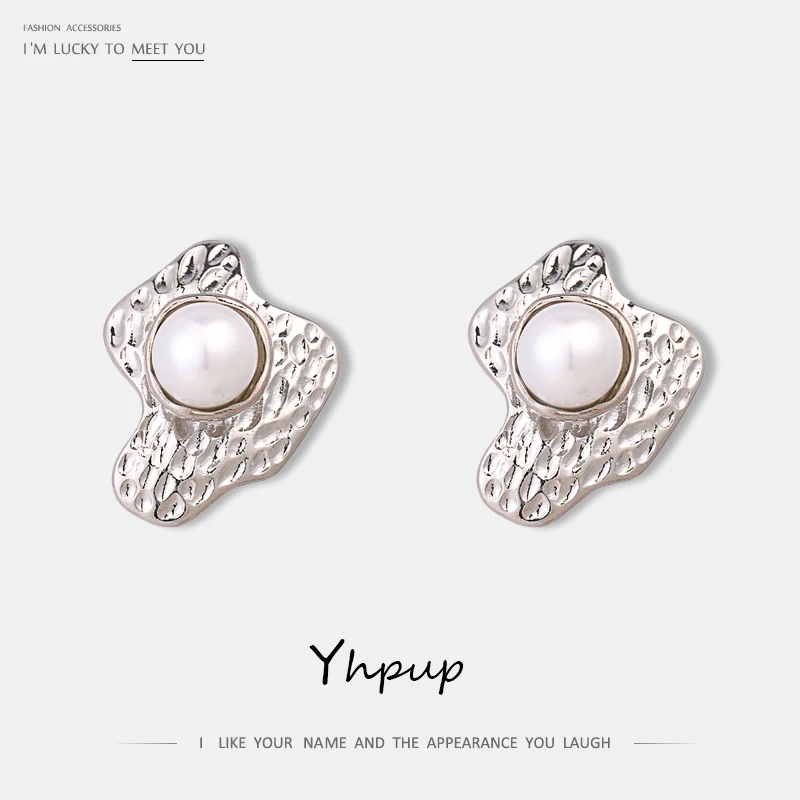 

Yhpup Minimalist Zinc Alloy Vintage Silver Stud Earrings Imitation Pearl Earring Ethnic Charm Earrings For Women Party oorbellen