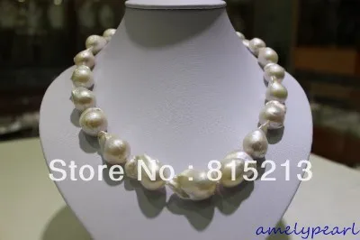 

ddh00679 White Big Beautiful keshi pearl necklace