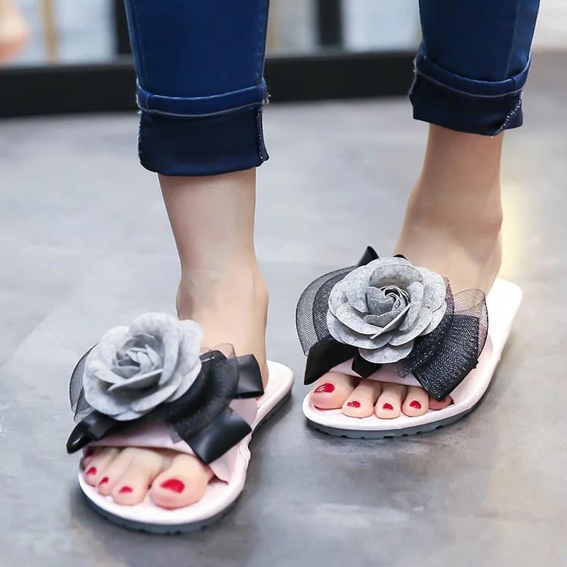 trendy platform preparation fashion slippers