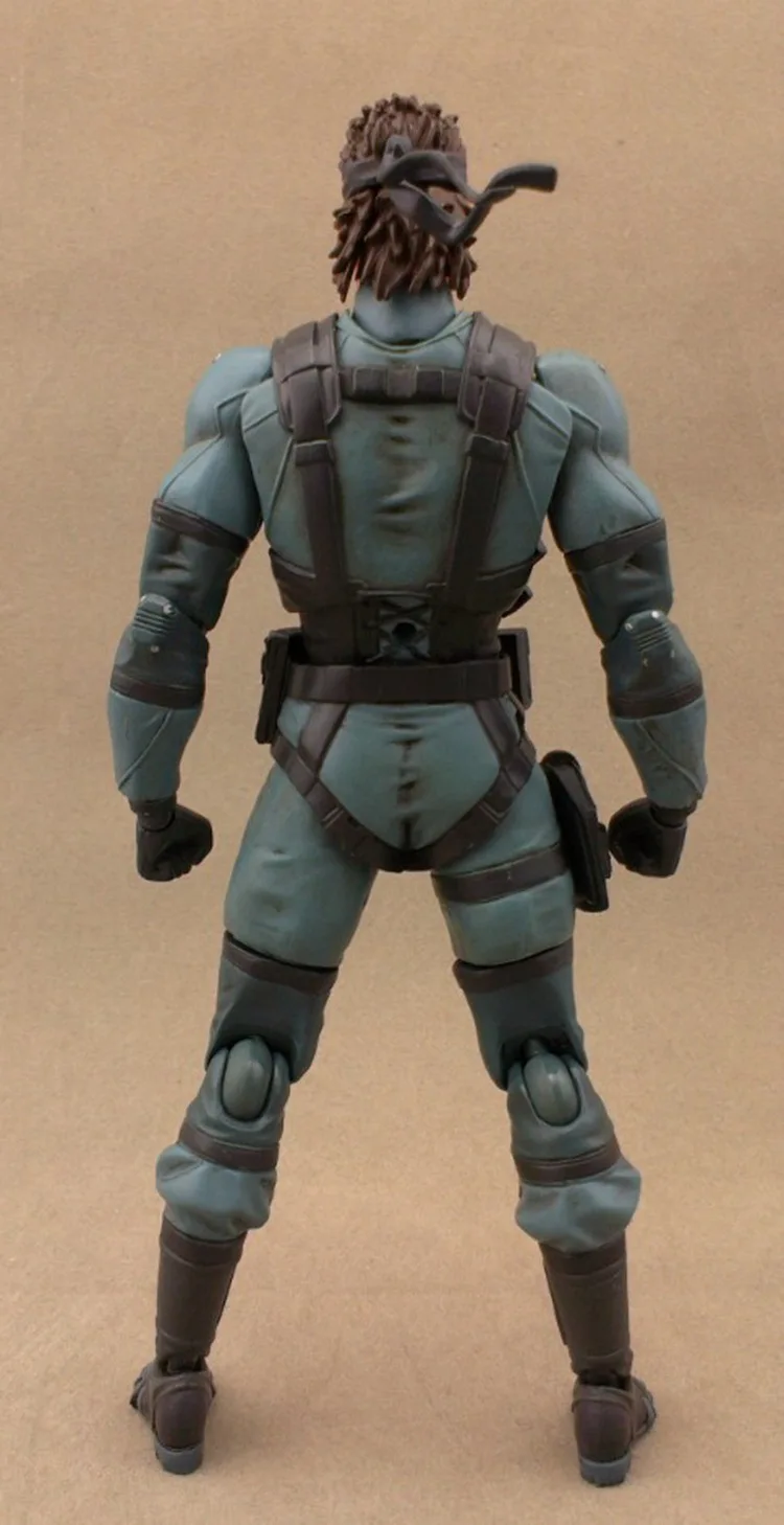 ACTION FIGURE (8)