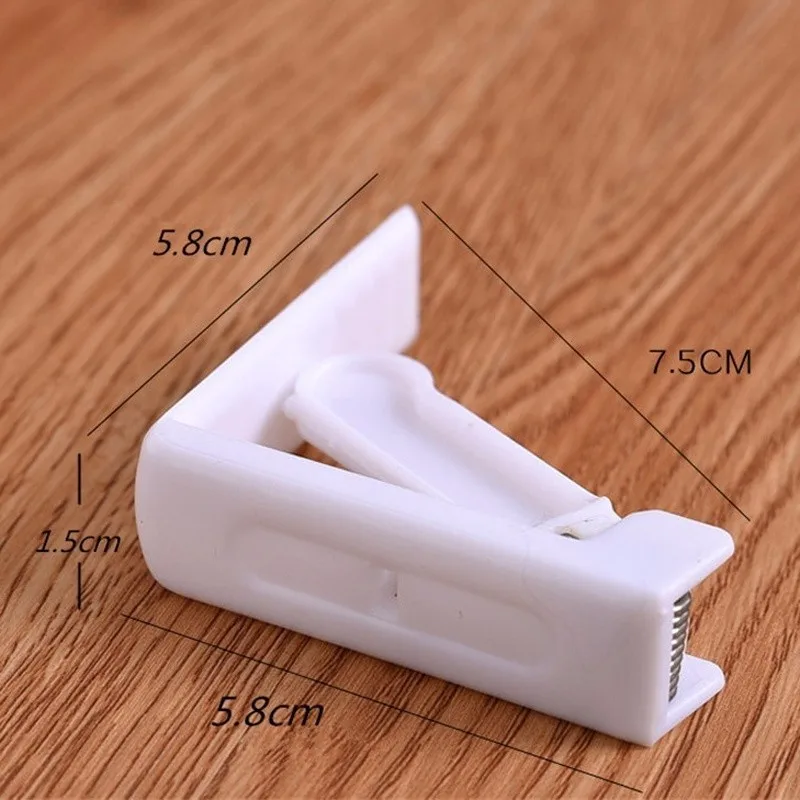 4pcs Tablecloth Tables Cover Clips Fixed Clips Desk Skirt Curtain Cover Buckle Plastic Holder Clamps Wedding Prom Party Supplies Kitchen Gadgets  (2)